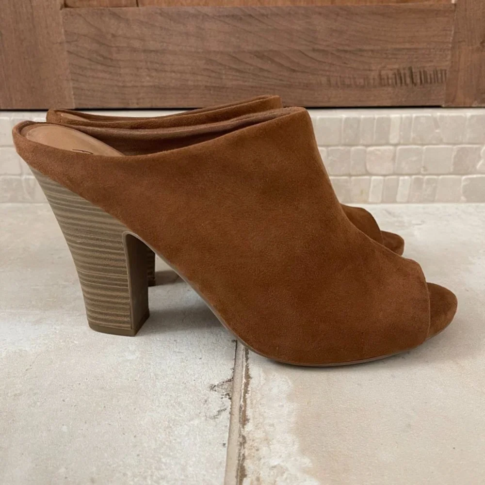 America Eagle Outfitters Open Toe Suede Mules - Picture 6 of 10